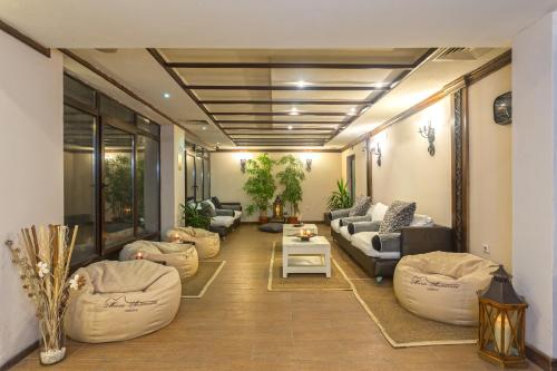 Maria-Antoaneta Residence - main image