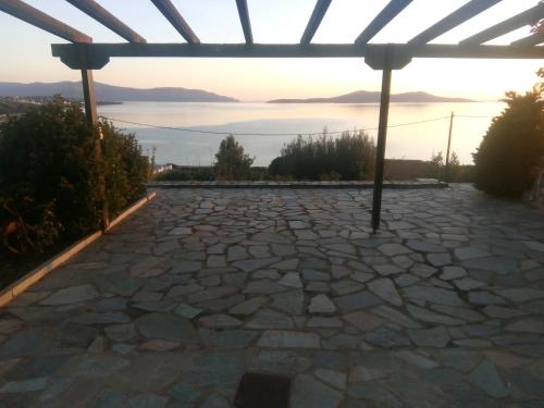  GREECE EVIA ISLAND - Beachfront villa in Diliso