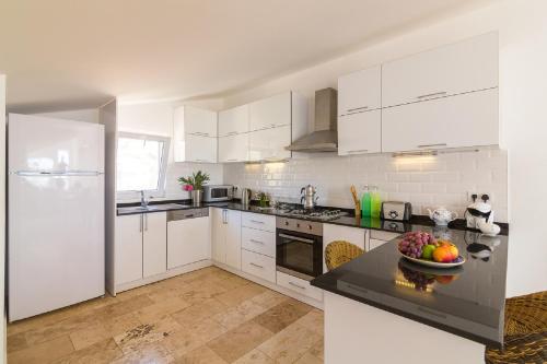  Dahlia Penthouse - Beautiful Luxurious Private Pool Fantastic Harbour Views in Kalkan