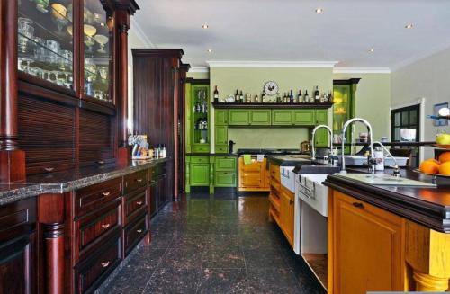 ridgemor villa