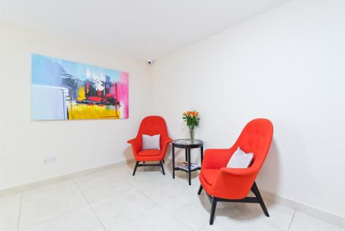 Five Lamps Suites - image 9