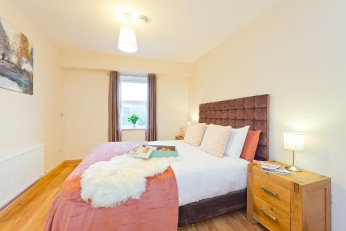 B&B Dublin - Five Lamps Suites - Bed and Breakfast Dublin