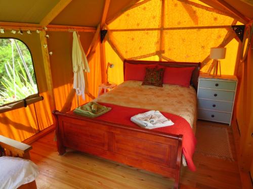 Omarama Oasis - Permaculture Glamping