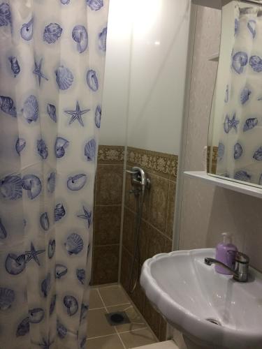 Comfort Inn - image 2