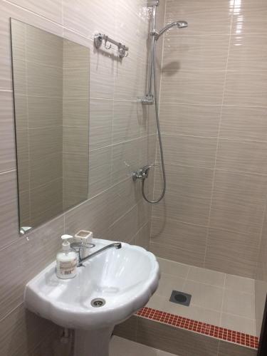 Comfort Inn - image 3