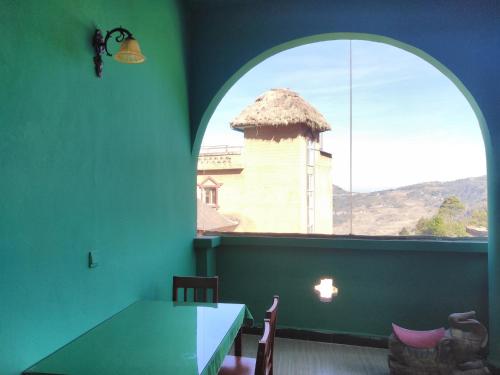 balkon/terasa, Yuanyang Flower and Horse Inn in Yuanyang