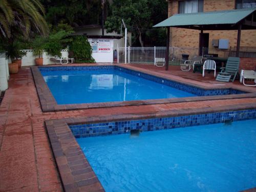 Banana Coast Caravan Park Hotel