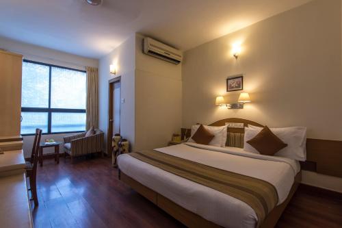 Park Central Comfort e-suites, Pune near Aga Khan Palace
