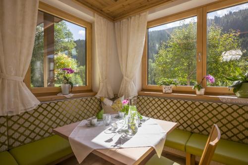 Dotări, Pension Zillertal in Gerlos