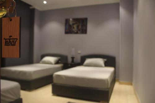Tahrir Square Hostel - image 6