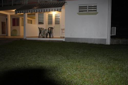 Vistas, HIBISCUS in Riviere-Pilote