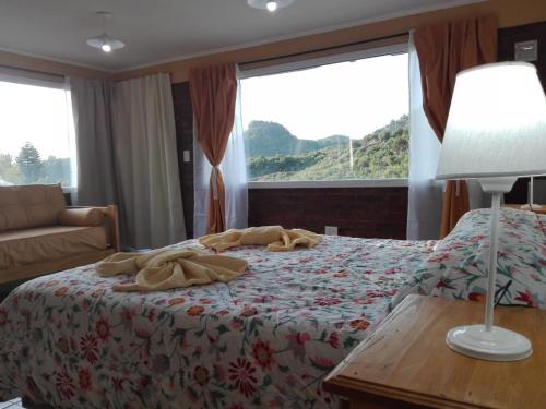 1 queen bed, 2 twin beds, 1 sofa bed