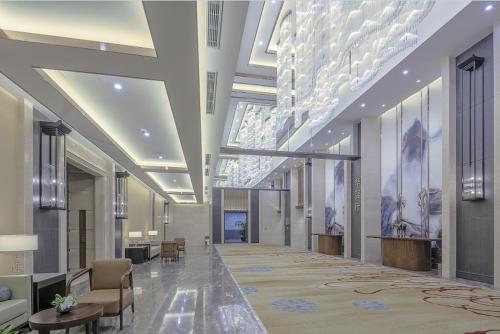 Shenyang Huaqiang Novlion Hotel Stop at Shenyang Huaqiang Nuohuating Hotel to discover the wonders of Shenyang. Featuring a satisfying list of amenities, guests will find their stay at the property a comfortable one. Facilities like