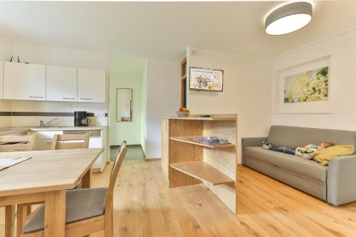 Kronhofer – Apartments & Erlebnis-Imkerei - image 13