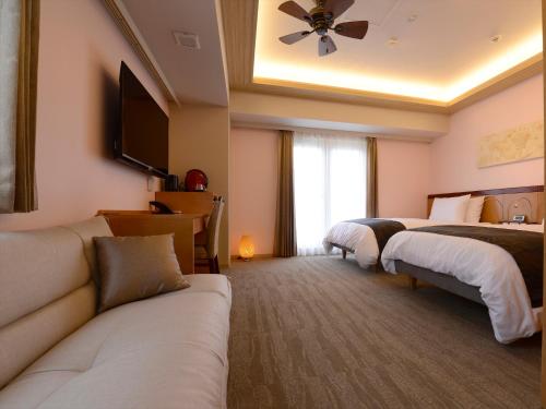 room detail thumbnail 1