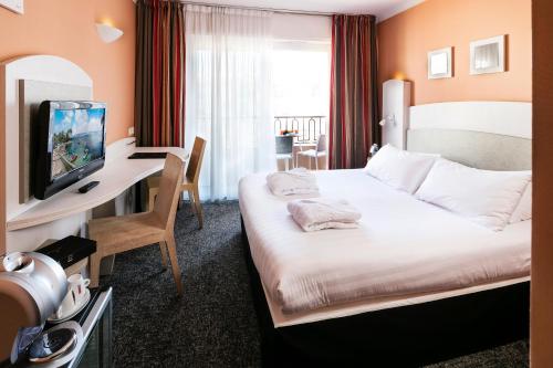 Best Western Astoria - image 2