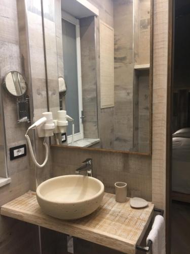 Domus Vesuvio – Naples, CO