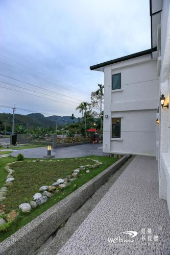 Wuju Wusu B&B near Mukumugi Valley