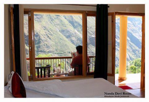 Himalayan Abode Homestay Set in a prime location of Joshimath, Himalayan Abode Homestay puts everything the city has to offer just outside your doorstep. Both business travelers and tourists can enjoy the propertys facilitie