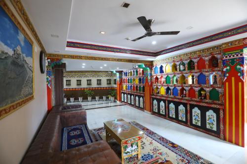 Lobby, Hotel Norbu House in Dharamshala