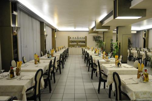 Restorāns, Park Hotel in Castrocaro Terme E Terra Del Sole