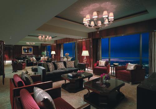 Facilities, China World Summit Wing, Beijing in CBD/Guomao