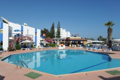 Alexia Hotel Apartments - image 2