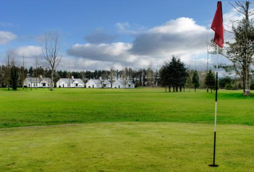 Brown Trout Golf & Country Inn - image 11