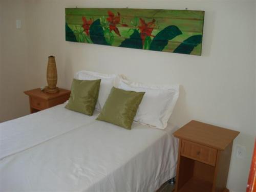 CostaSol Pipa Chales The 4-star Costa Sol Pipa offers comfort and convenience whether youre on business or holiday in Praia De Pipa. Offering a variety of facilities and services, the hotel provides all you need for a go