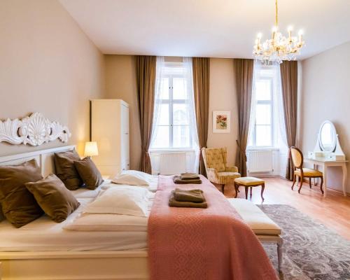Elegant Vienna - main image