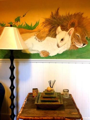 Lamb and Lion Inn Room Type - King Suite