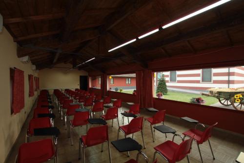 Shared lounge/TV area, Tenuta del Vecchio Mulino in Motta de Conti