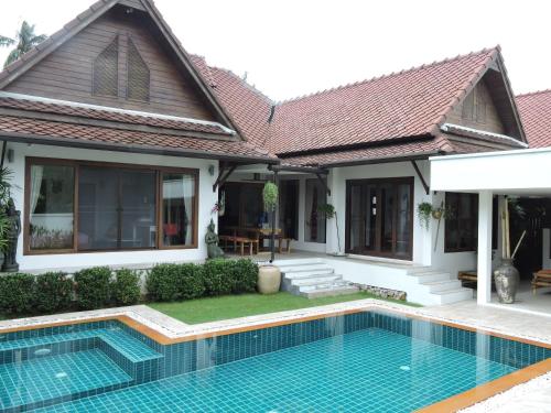 Tropical Garden Villa Baan Boo. Tropical Garden Villa Baan Boo.