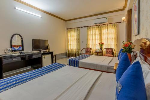 2 twin beds