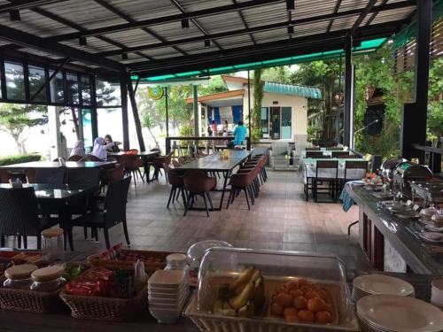 hotel metropolis koppikar road hubli india in 580020 paraiso beach unnamed road cartagena colombia