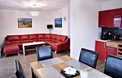 Dom nad Uhercami in 烏厄爾斯米納拉尼