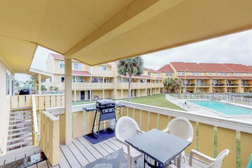 Regency Cabanas #D4 - image 3