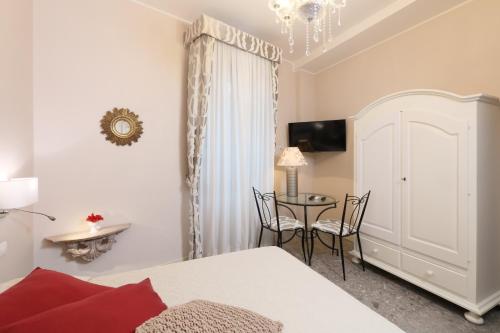 Porta Di Mezzo Luxury B&B - image 6