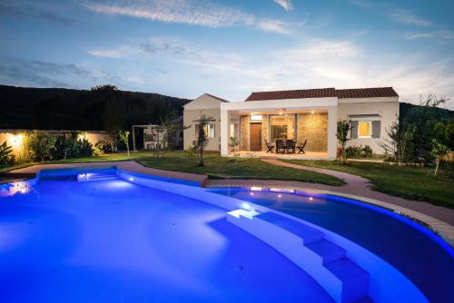 Three Stars Luxury Villas Corfu
