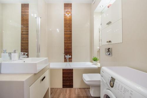 Suite image 8
