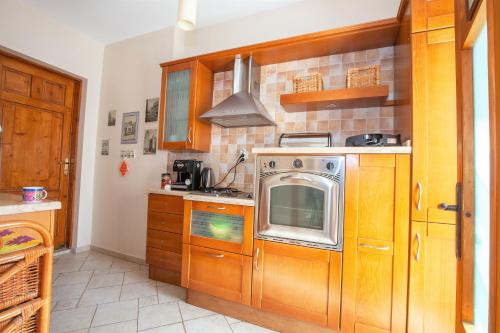 Time Traveling Apartment Sofia City, Sofia (Foto 4)