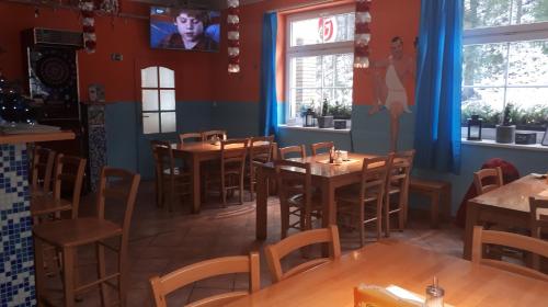 ห้องอาหาร, Apartmany KOS in เพค พอด สเนซคู