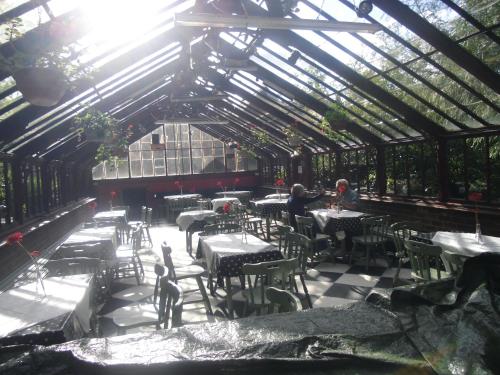 Ormidale Hotel - image 2