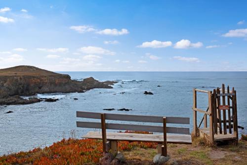 Sunset Point - image 10