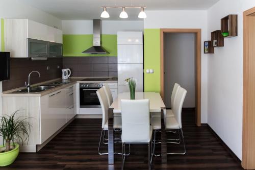 Apartma Groš