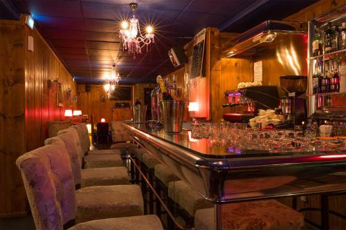 Madame Vacances - Hôtel Courchevel Olympic - image 13