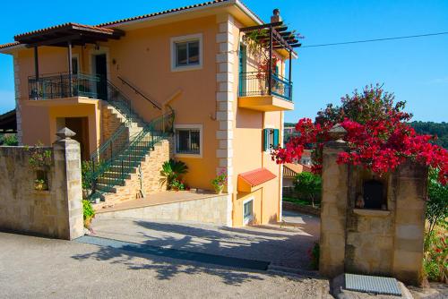  St George's Castle House in 28100 Peratáta