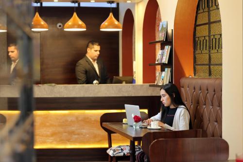 ล็อบบี้, TERRA PREMIUM Hostal Boutique in ซีมอน โบลิวาร์