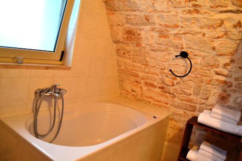 Converse fra i trulli – Alberobello, LA