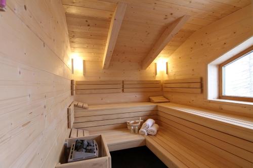 桑拿, Heidi Chalets Falkert Heidialm - Chalet Almsommer in 帕特爾加森